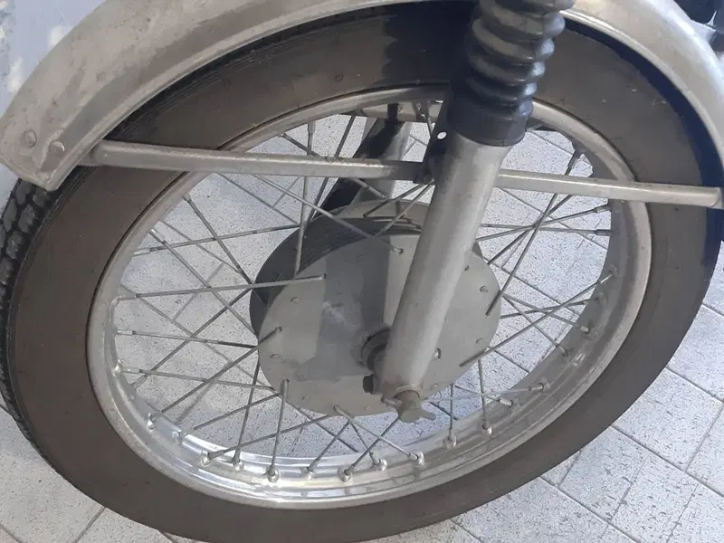 Gilera Arcore 150 5v (5)