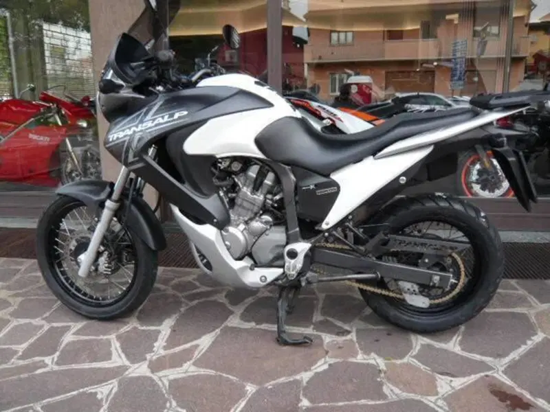 Honda Transalp XL 700 V (2007 - 2013) (5)