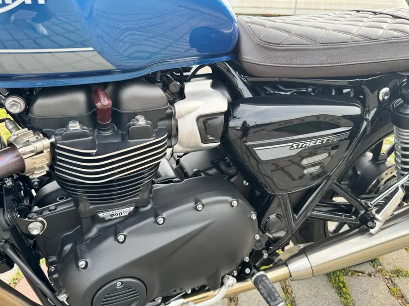 Triumph Street Twin 900 (2021 - 22) (8)