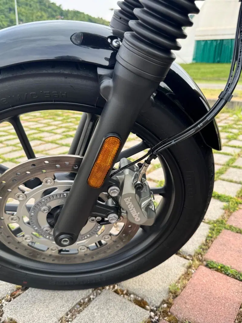Triumph Street Twin 900 (2021 - 22) (9)