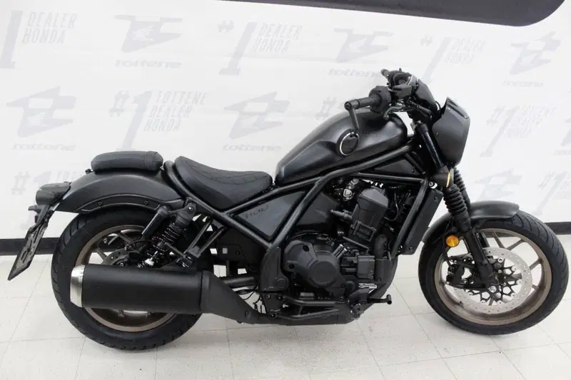 Honda CMX 1100 Rebel + Special Edition DCT (2025 - 26) (2)