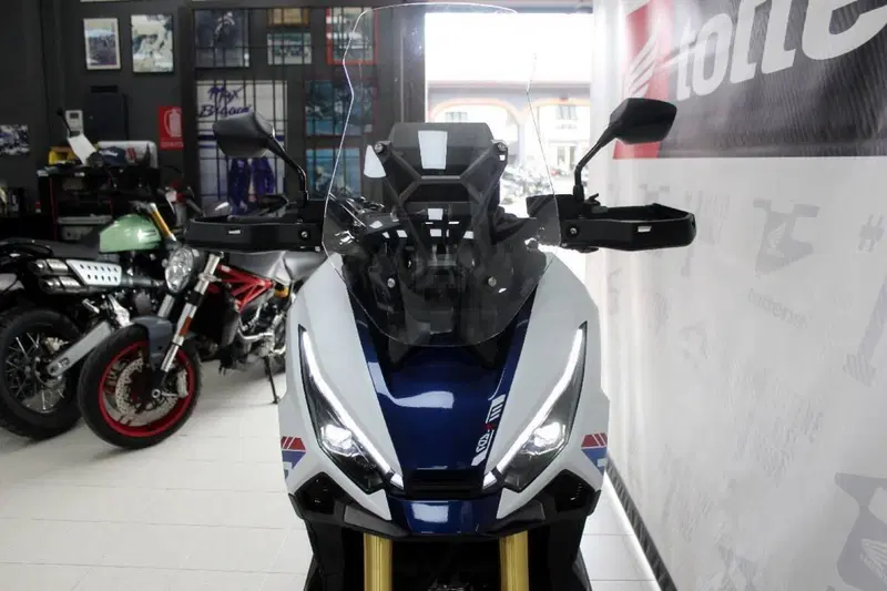 Honda X-ADV 750 Special Edition (2026) (4)