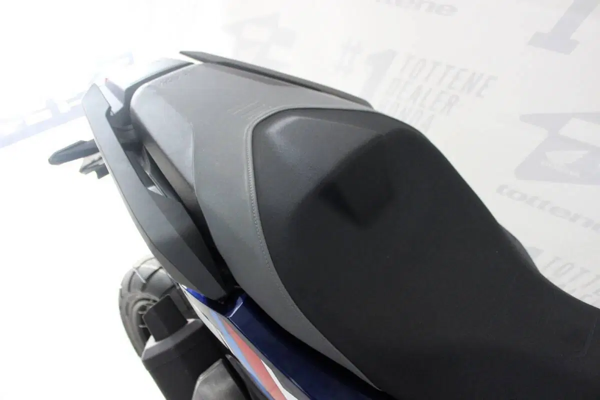Honda X-ADV 750 Special Edition (2026) (5)