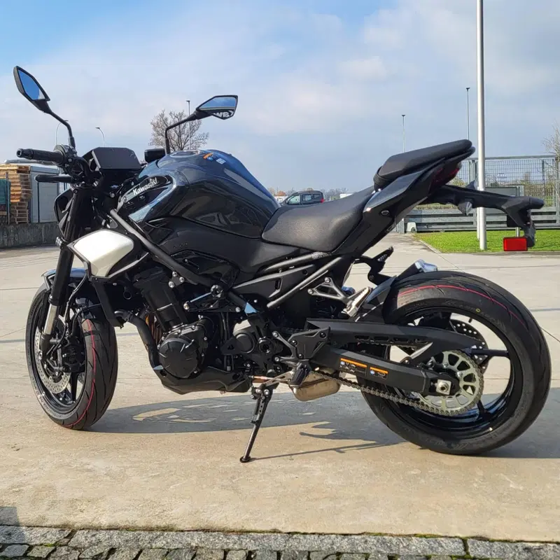 Kawasaki Z 900 A2 (2025 - 26) (3)