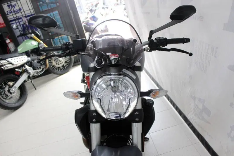 Ducati Monster 821 ABS (2014 - 17) (4)
