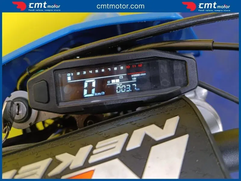 Tm Moto SMR 125 (2012) (5)