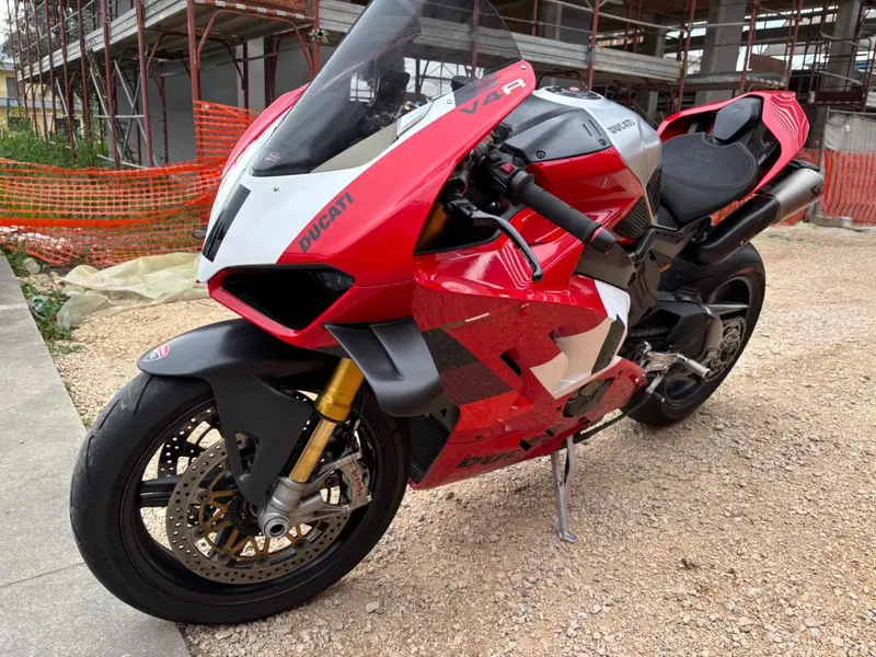 Ducati Panigale V4 R (2023 - 24) (4)