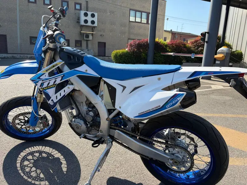 Tm Moto SMM 450 Fi ES (2018) (4)