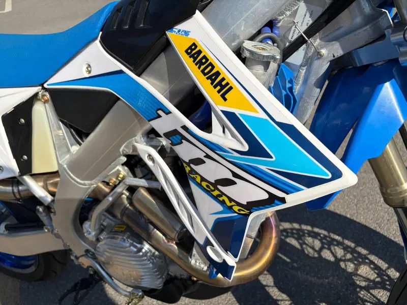 Tm Moto SMM 450 Fi ES (2018) (12)