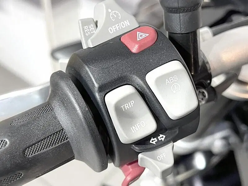 Bmw S 1000 R (2014 - 16) (4)