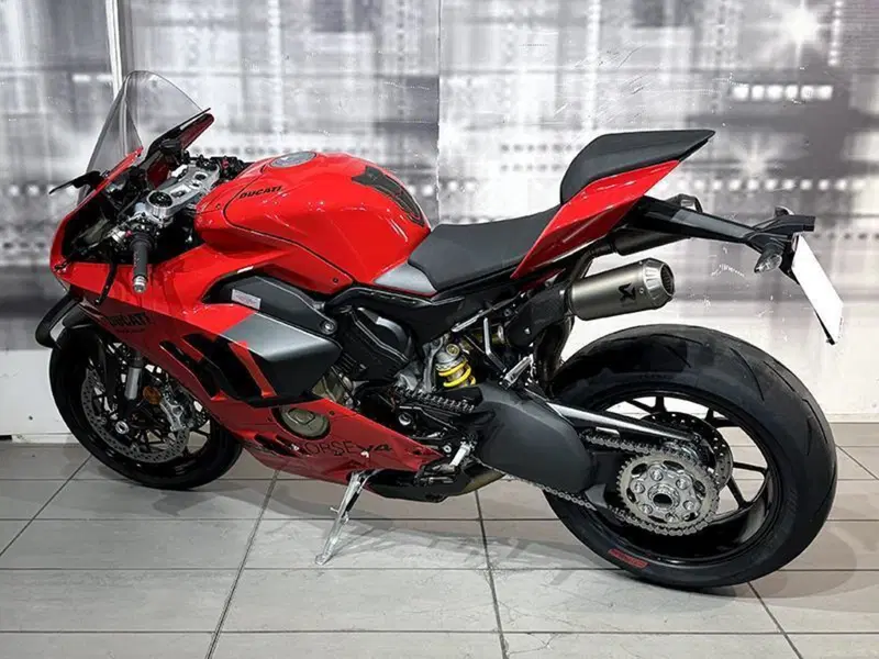 Ducati Panigale V4 (2022 - 24) (2)