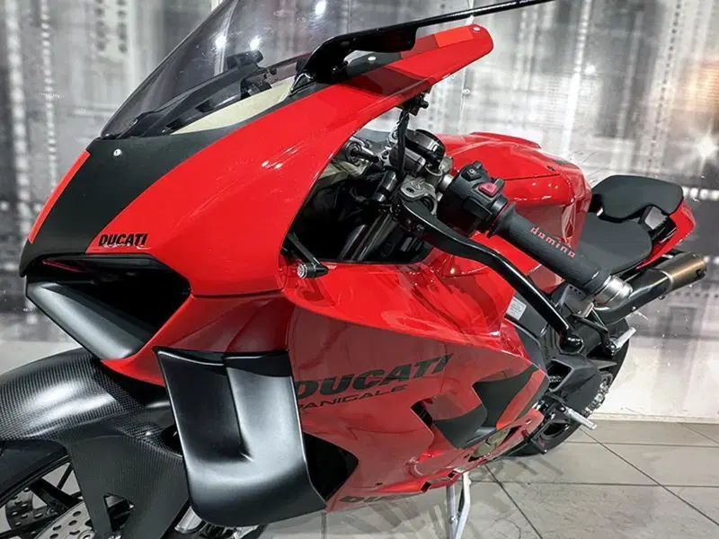 Ducati Panigale V4 (2022 - 24) (3)