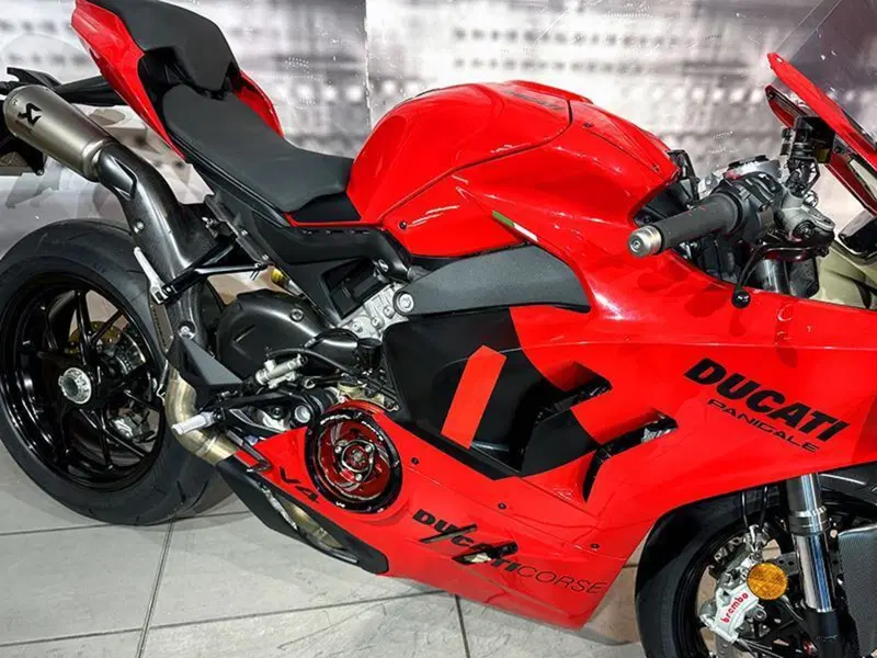 Ducati Panigale V4 (2022 - 24) (4)