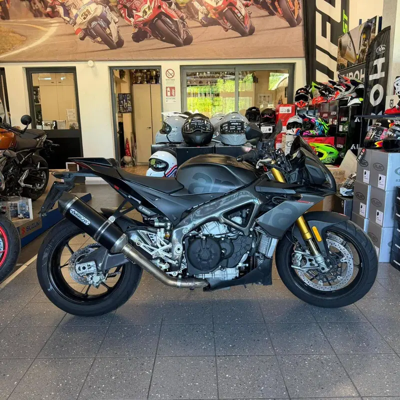 Aprilia Tuono V4 Factory (2019 - 20) (4)