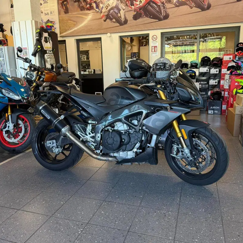 Aprilia Tuono V4 Factory (2019 - 20) (5)