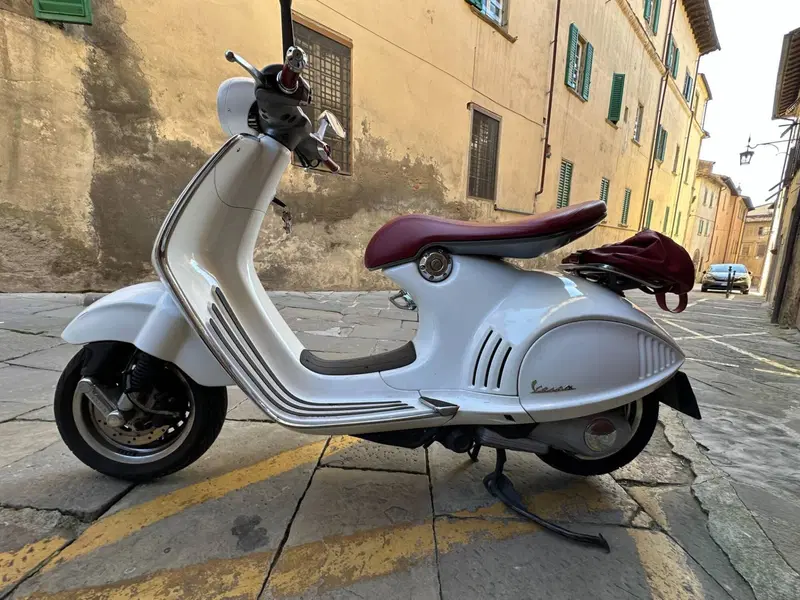 Vespa Vespa 946 ABS (2013 - 15) (2)
