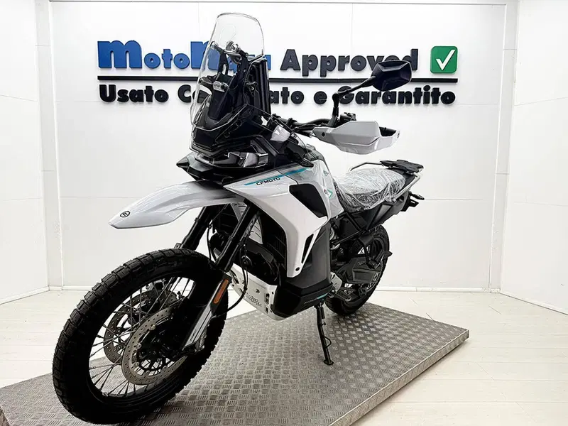 CFMOTO 1000MT-X Low Seat (2026) (3)
