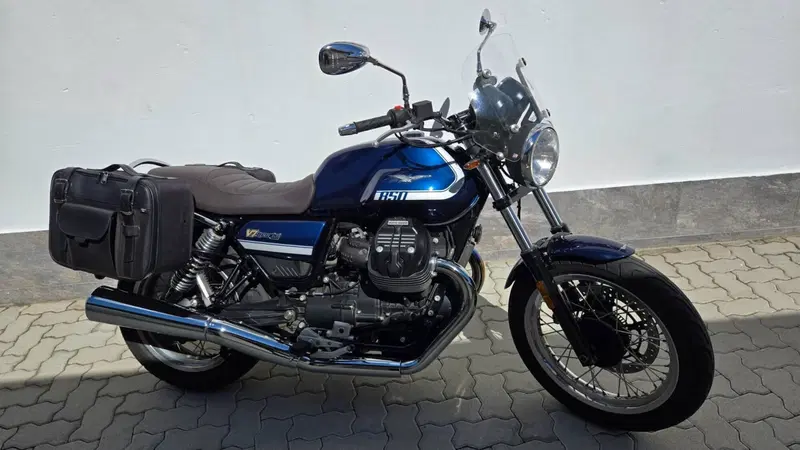 Moto Guzzi V7 Special (2021 - 24)