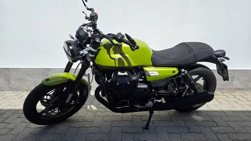 Moto Guzzi V7 Sport (2025 - 26) (4)