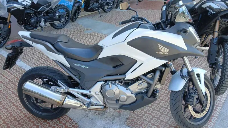 Honda NC700S ABS (2011 - 14) (2)