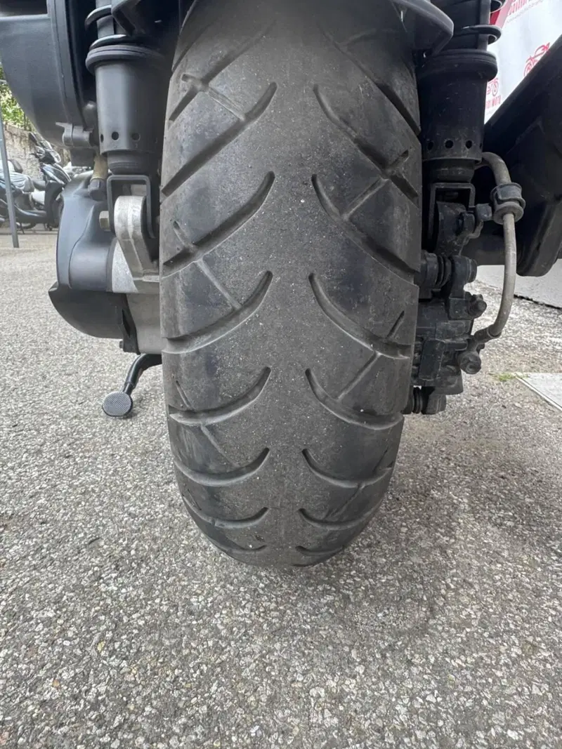 Kymco X-Town 300i ABS (2016 - 20) (10)