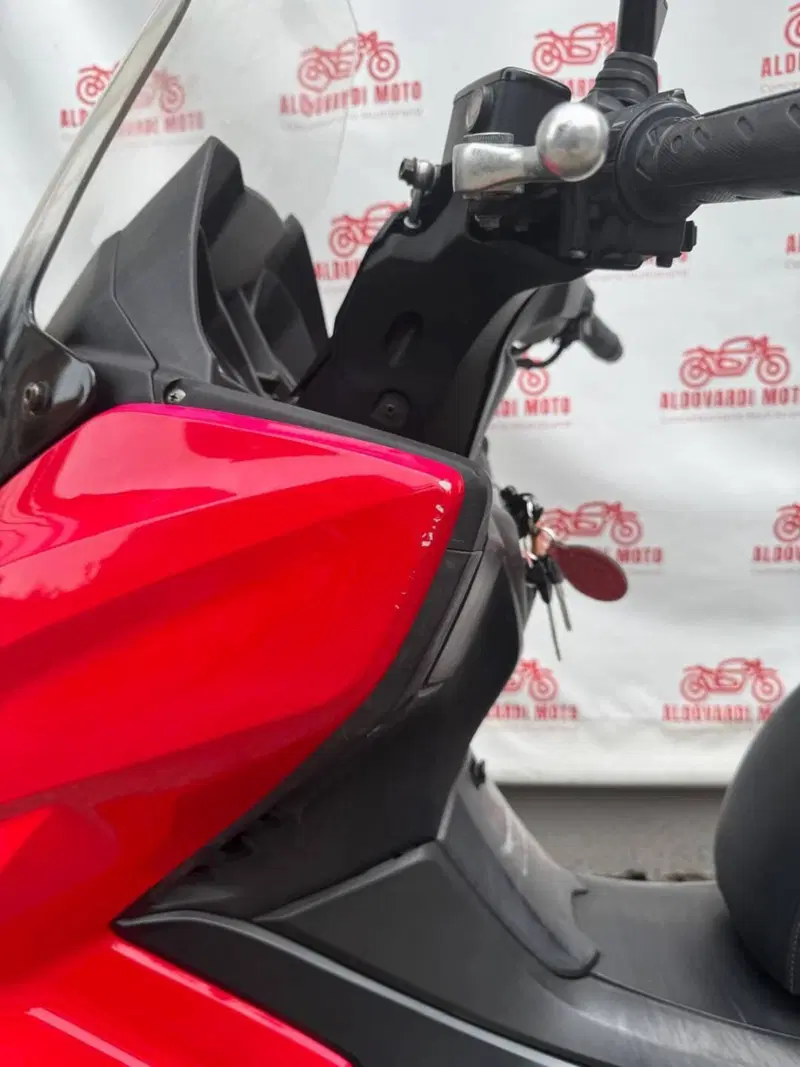 Kymco X-Town 300i ABS (2016 - 20) (15)