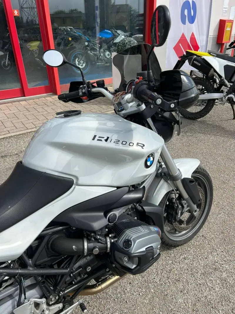 Bmw R 1200 R (2006 - 11) (3)