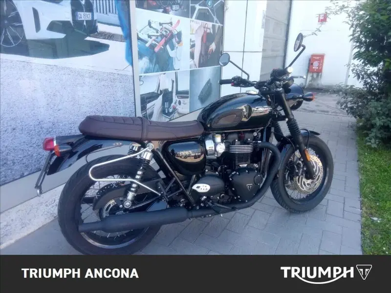 Triumph Bonneville T120 Black (2026) (9)