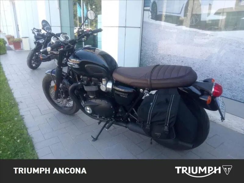 Triumph Bonneville T120 Black (2026) (4)