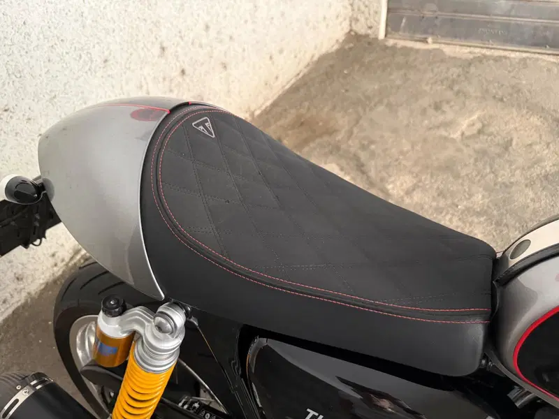 Triumph Thruxton 1200 R (2016) (6)