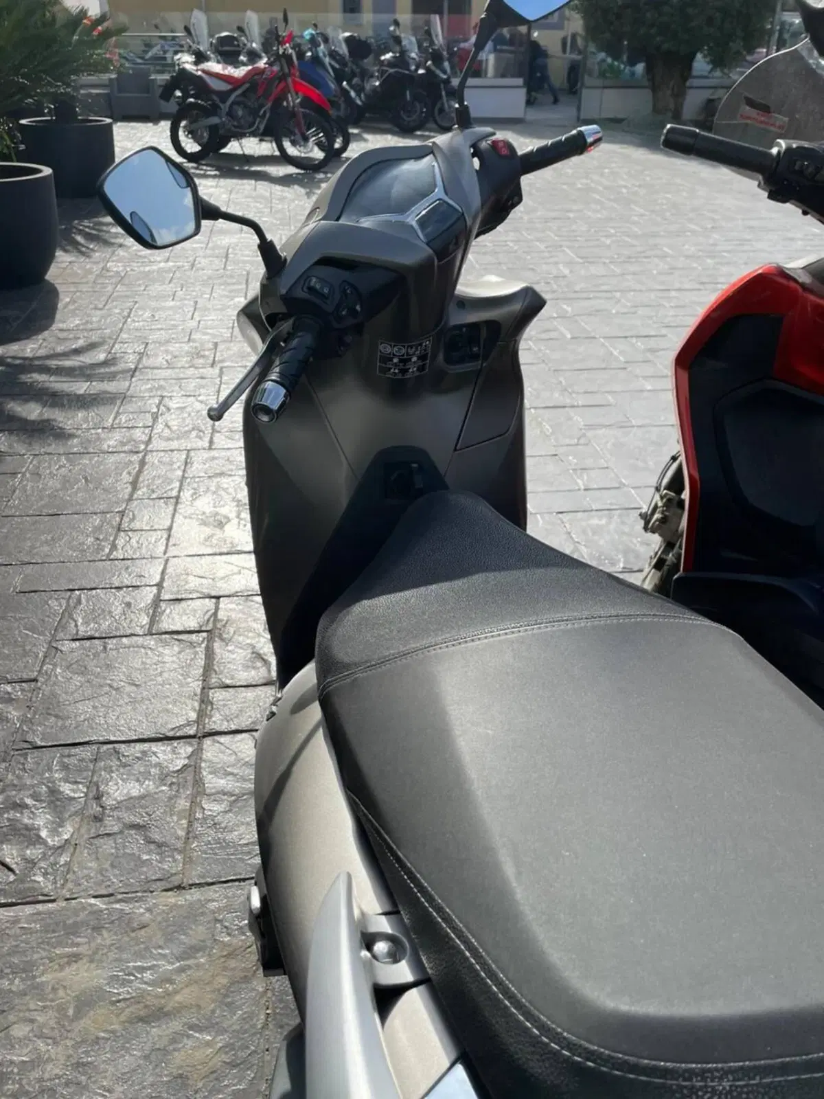Honda SH 350 (2021 - 24) (4)