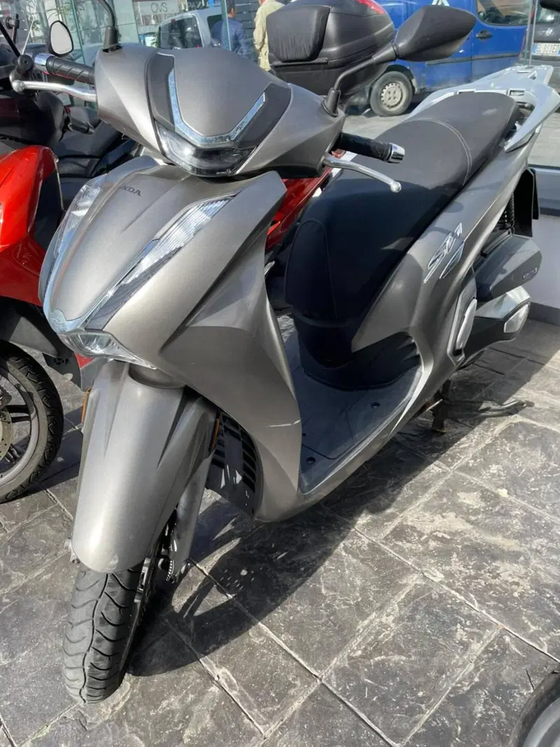 Honda SH 350 (2021 - 24) (5)