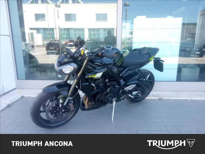 Triumph Street Triple 765 RS (2023 - 26) (2)