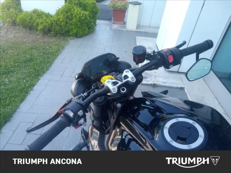 Triumph Street Triple 765 RS (2023 - 26) (6)