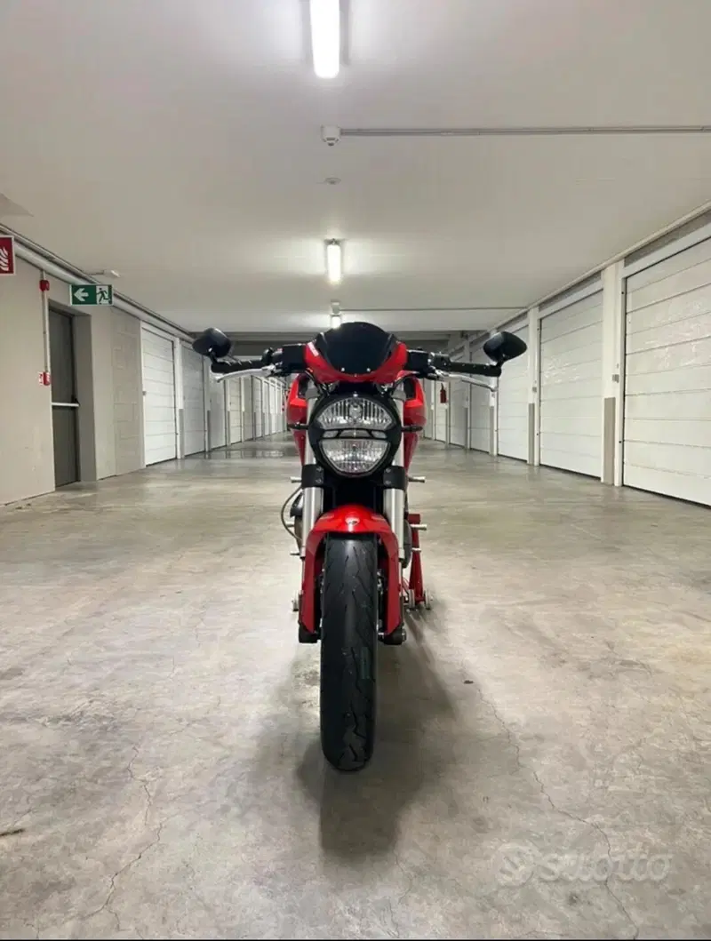 Ducati Monster 796 (2010 - 13) (3)