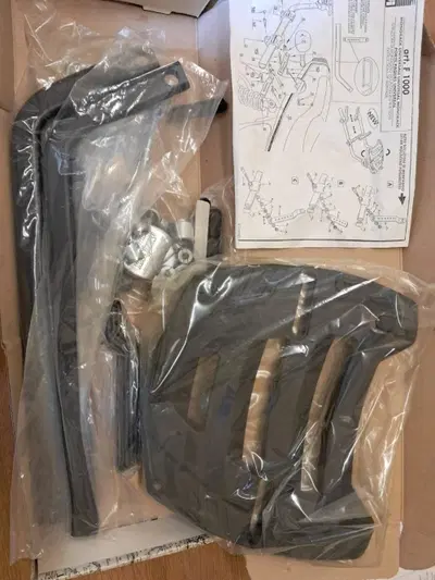 PORTAPACCHI GIVI UNIVERSALE