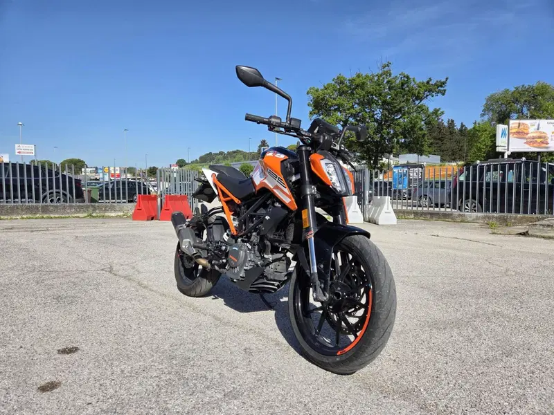 KTM 125 Duke ABS (2017 - 20) (2)