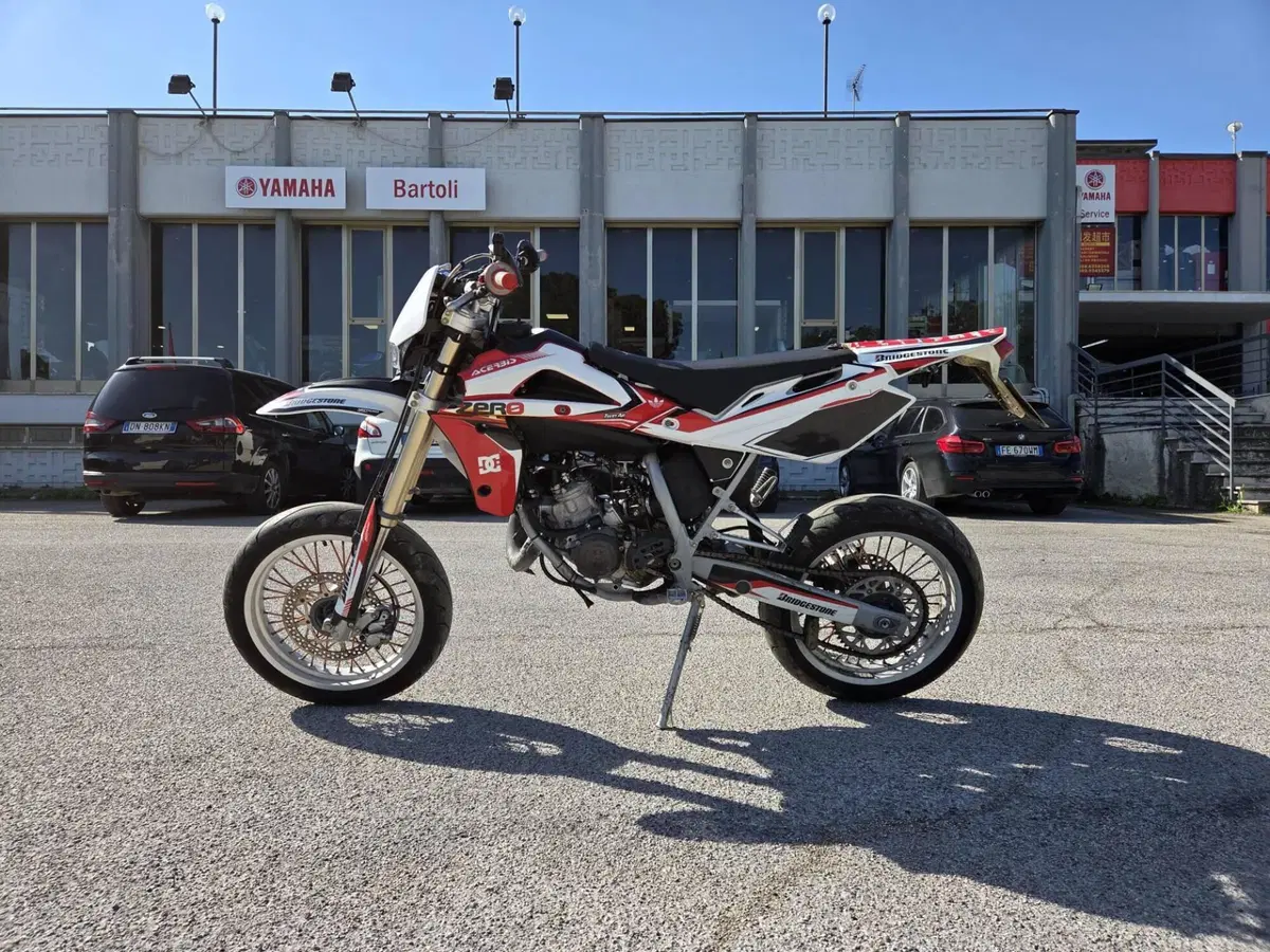 Husqvarna SM 125 (2008) (4)