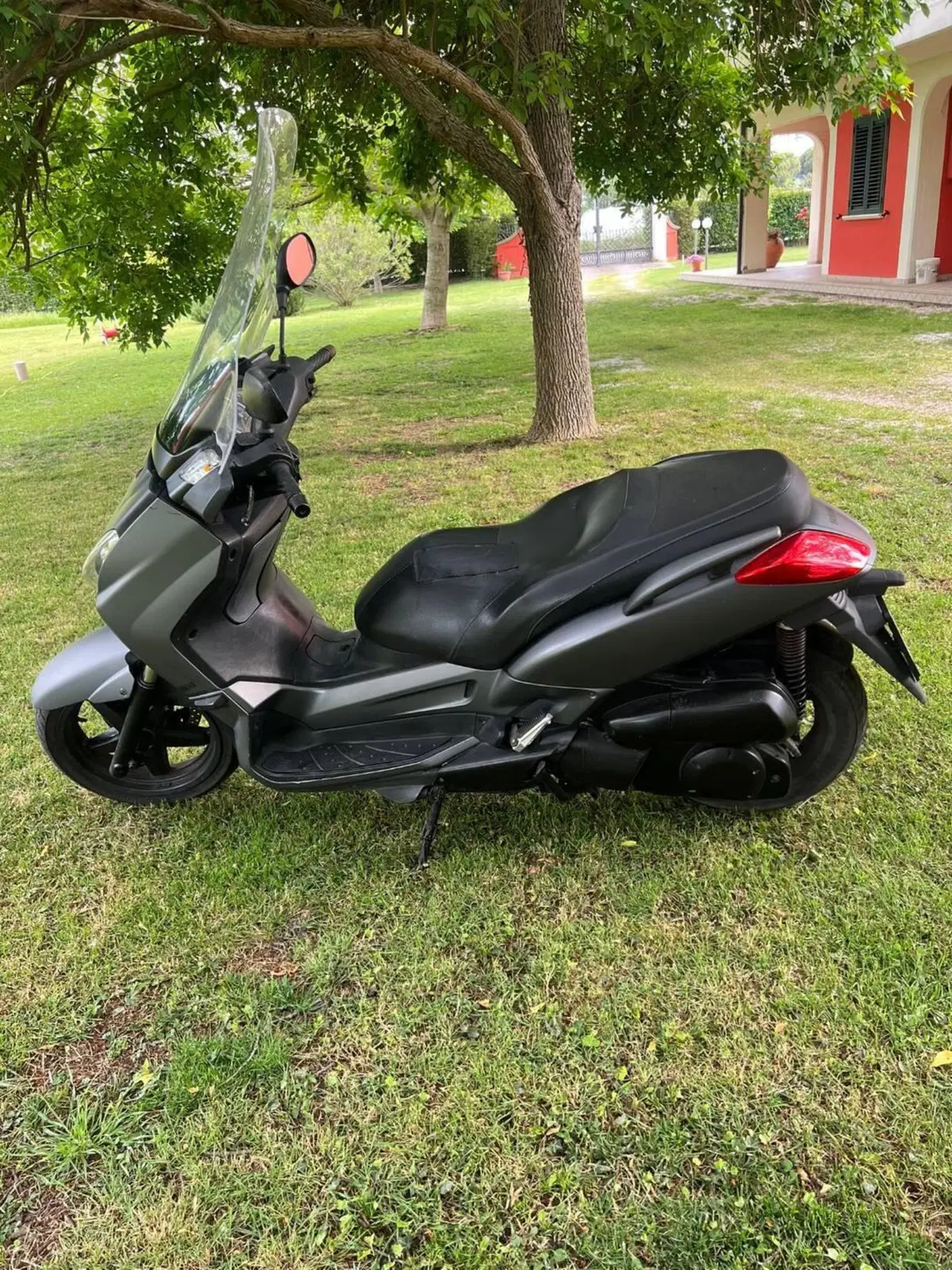 Yamaha X-Max 250 (2005 - 07) (3)