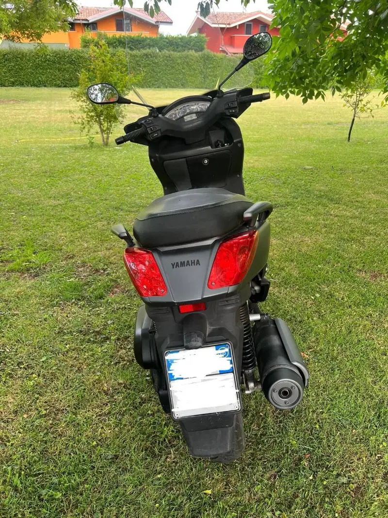 Yamaha X-Max 250 (2005 - 07) (5)