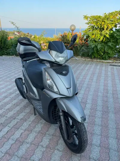 Kymco People 125i GT (2010 - 17) usata
