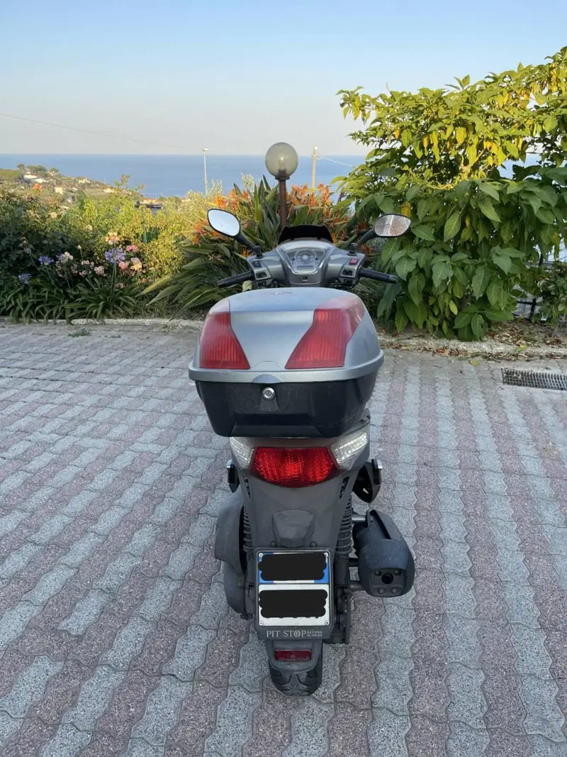 Kymco People 125i GT (2010 - 17) (5)