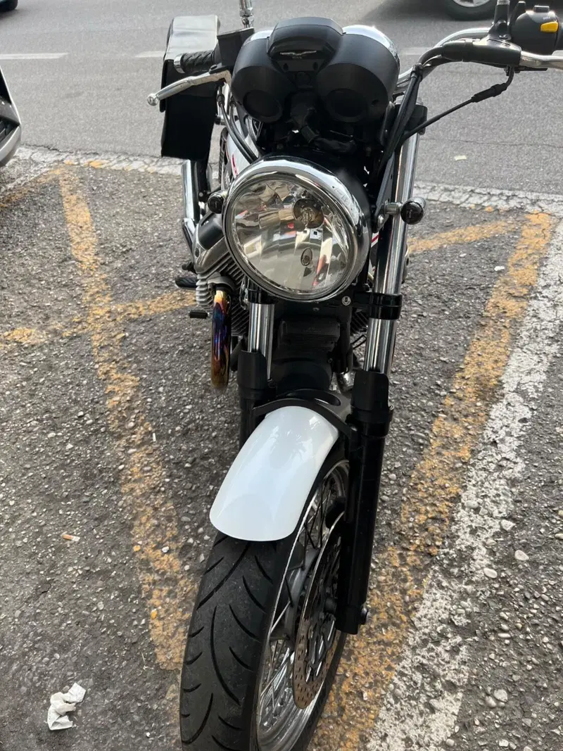 Moto Guzzi V7 Classic (2008 - 12) (2)