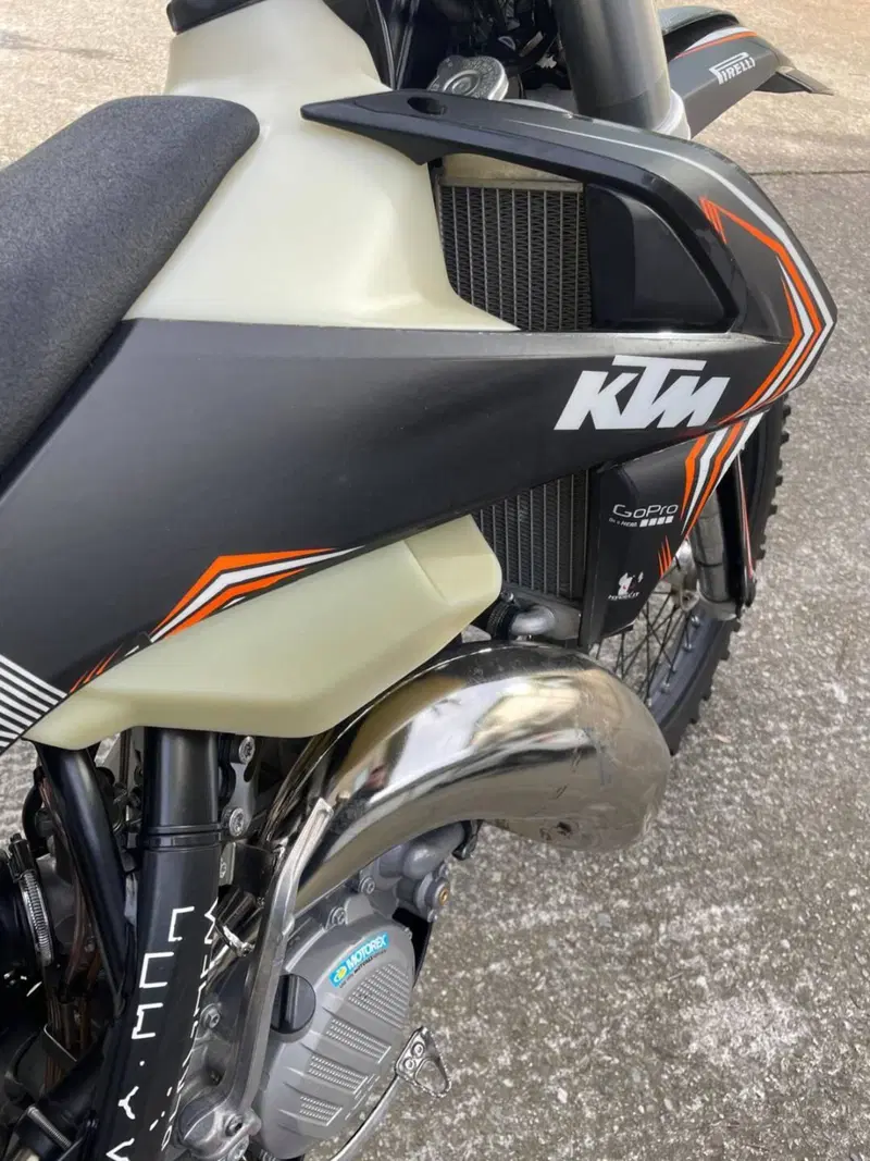 KTM 125 XC-W (2018) (2)