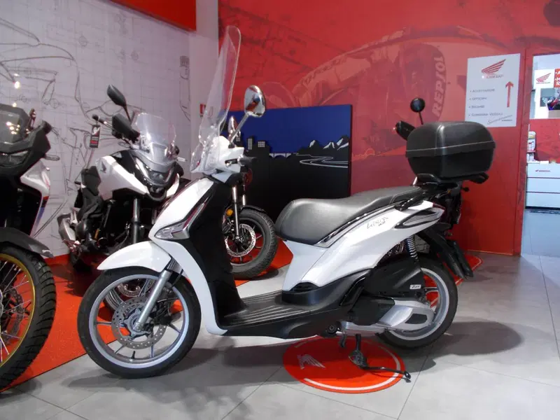 Piaggio Liberty 125 3V ABS (2021 - 24) (4)