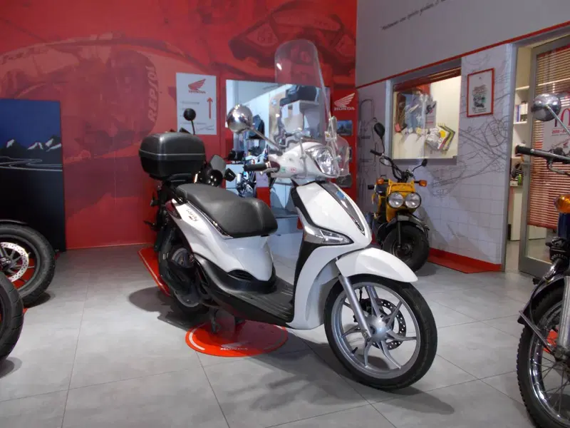 Piaggio Liberty 125 3V ABS (2021 - 24) (6)