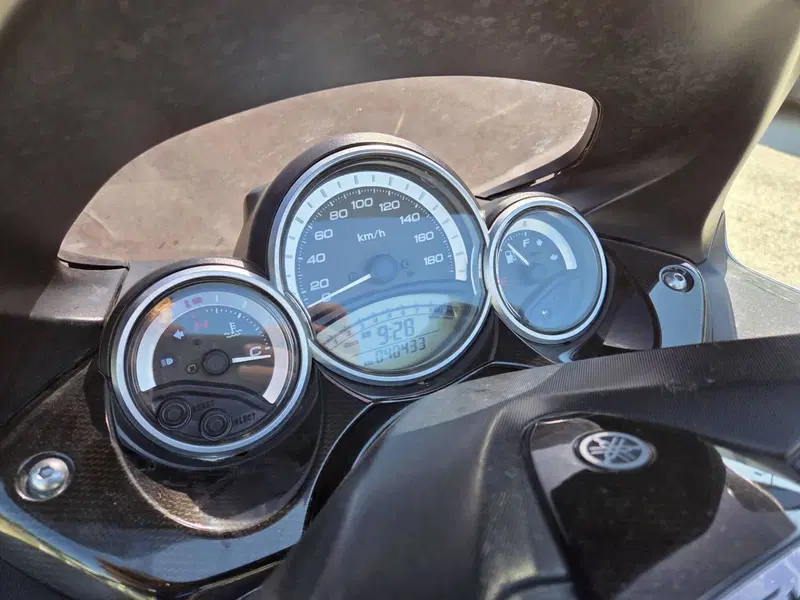 Yamaha T-Max 500 White Max (2010 - 11) (5)