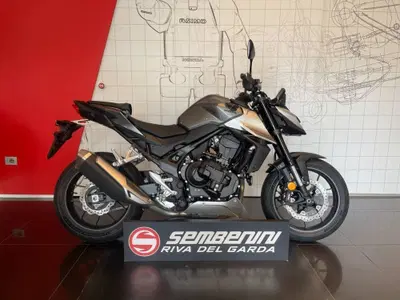 Honda CB 750 Hornet (2026) nuova