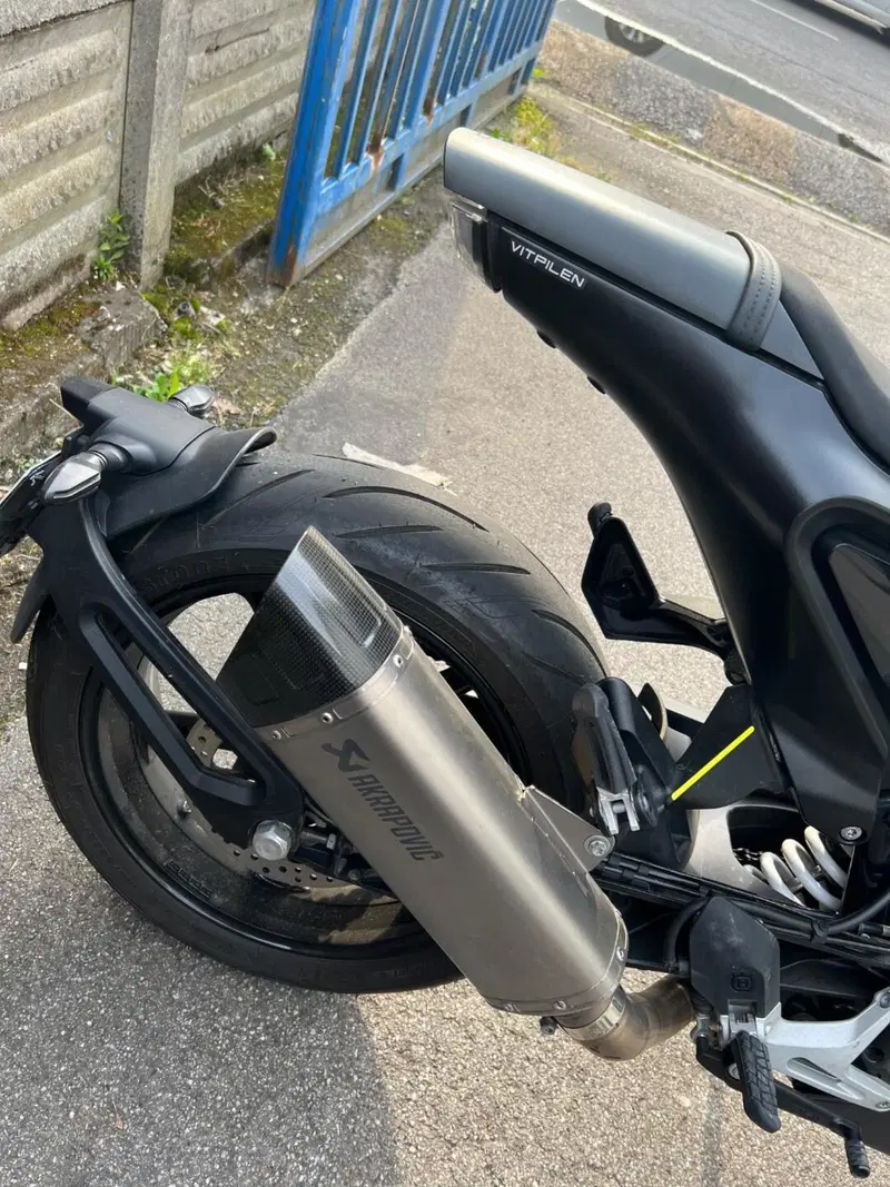 Husqvarna Vitpilen 701 (2018 - 19) (4)