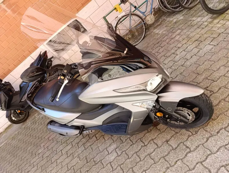 Kymco X-Town 300i ABS (2016 - 20) (9)